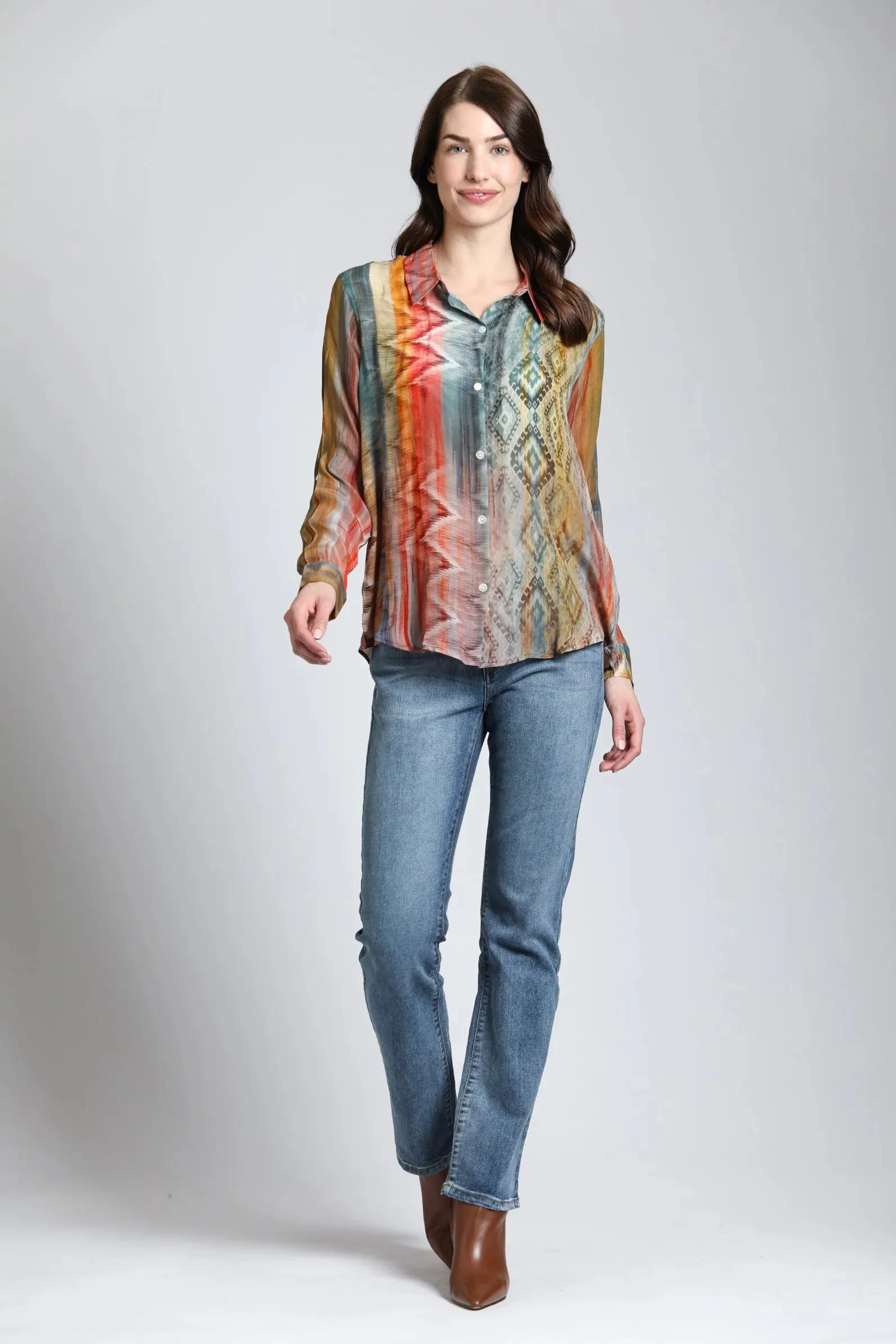 Waves & Rhombus Button Up